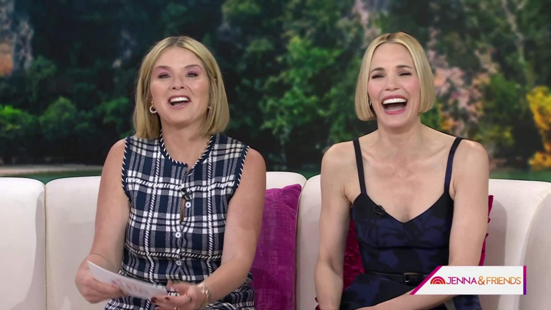 2079.jpg 2079.jpg
